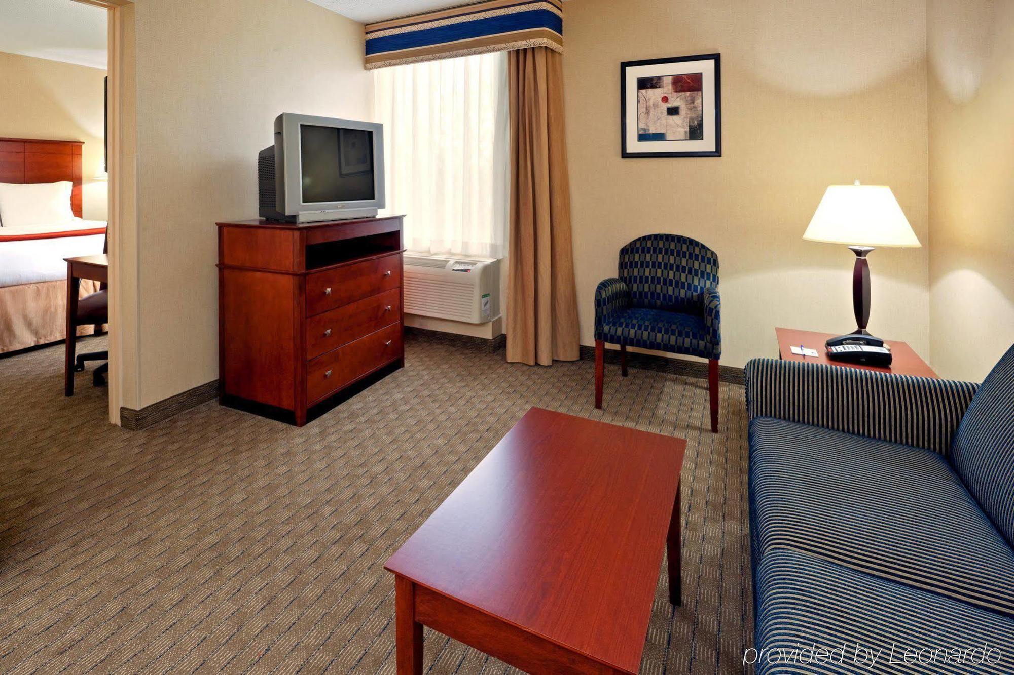 Holiday Inn Express Ramsey Mahwah, An Ihg Hotel Room photo